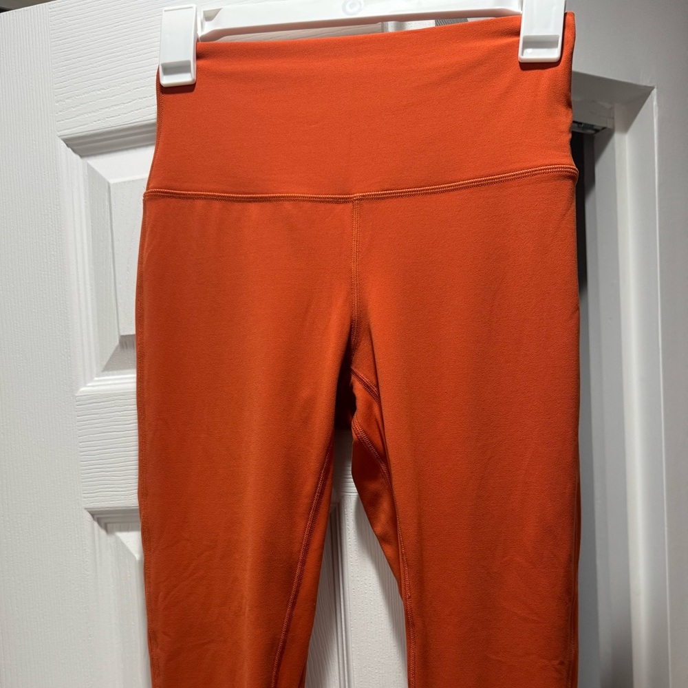 Lululemon Align 25” leggings - size 6